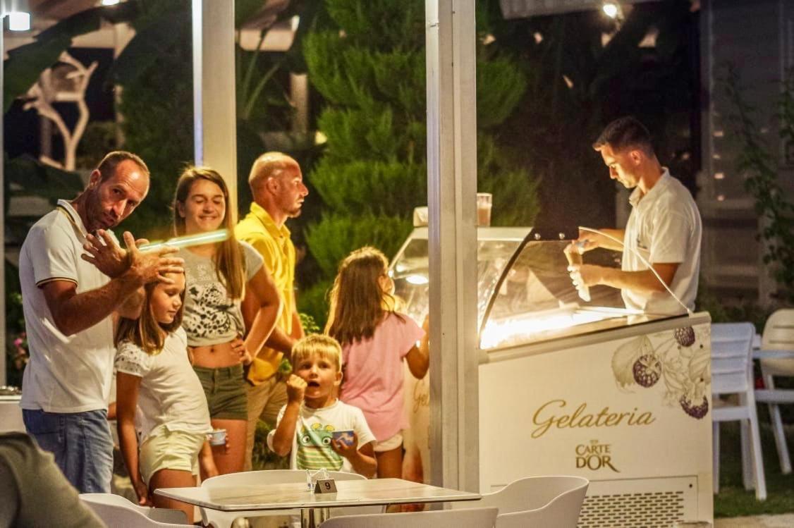 Vela E Bardhe Villa Dhërmi Exterior foto
